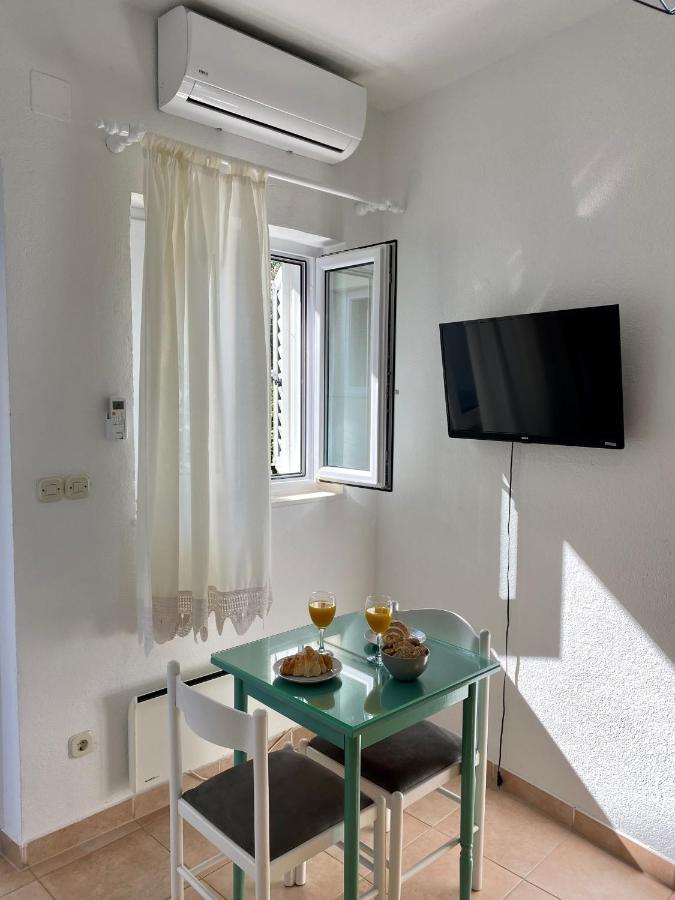 Apartment Sara Trogir Eksteriør billede